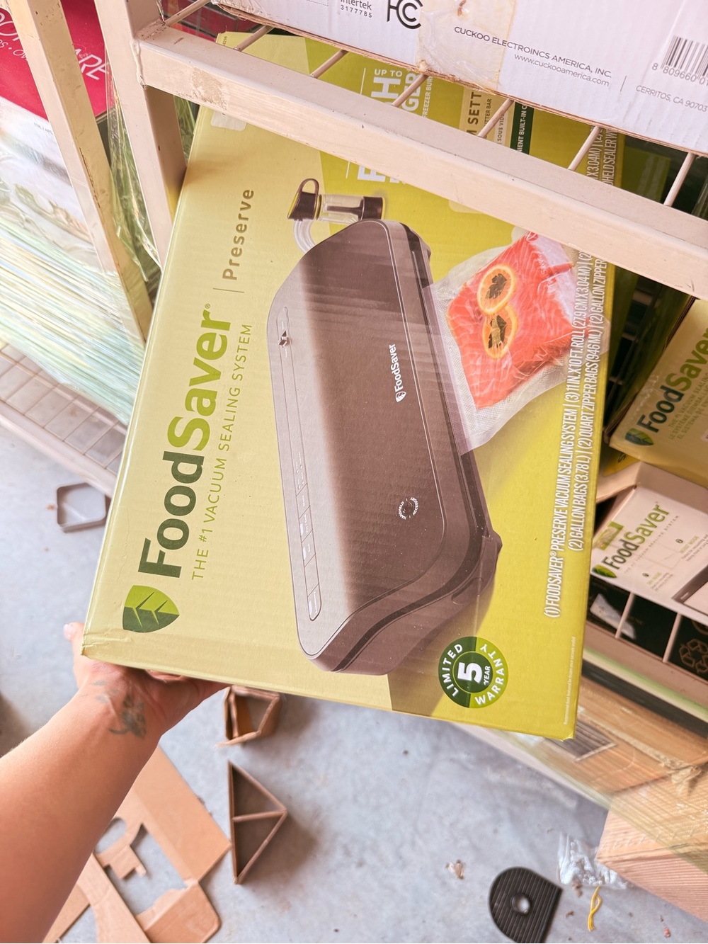 FoodSaver Vacuum Sealing System in Black